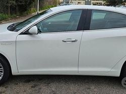 Bianco Usata 2011 Alfa Romeo Giulietta Tre volumi | 8200 € (Buon prezzo)