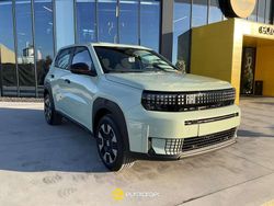 Blu/azzurro Nuova 2025 Fiat Grande Panda Icon Due volumi | 20.600 €