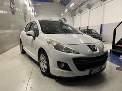 Bianco Usata 2013 Peugeot 207 Tre volumi | 4790 €