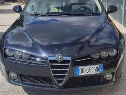 Nero Usata 2007 Alfa Romeo 159 Exclusive Tre volumi | 4200 € (Buon prezzo)