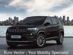 Nero Nuova 2024 Jeep Compass Altitude SUV | 37.000 €