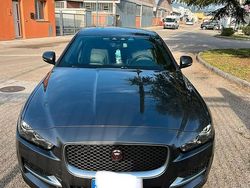 Grigio Usata 2016 Jaguar XE R Tre volumi | 14.900 €