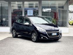 Blu Usata 2017 Peugeot 208 Due volumi | 8400 € (Buon prezzo)