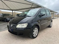 Usata 2008 Fiat Idea Monovolume | 2990 € (Buon prezzo)