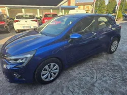 Azzurro metallizzato Usata 2020 Renault Clio V Business Tre volumi | 10.500 € (Buon prezzo)