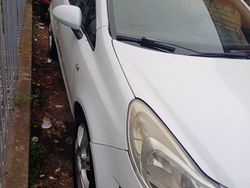 Bianco Usata 2012 Opel Corsa | 2900 € (Buon prezzo)
