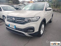 Beige Usata 2023 VW T-Cross Style SUV | 18.900 € (Buon prezzo)
