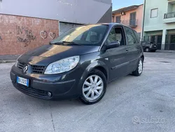 Grigio Usata 2007 Renault Scénic II Monovolume | 999 € (Super prezzo)