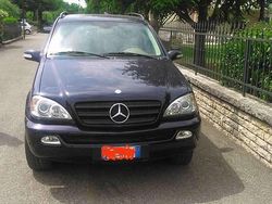 Blu/azzurro Usata 2003 Mercedes ML270 SUV | 6500 € (Cara)