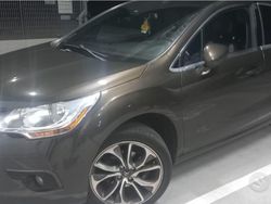 Verde Usata 2011 Citroën DS4 So Chic Due volumi | 7500 € (Molto cara)