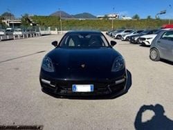 Nero Usata 2022 Porsche Panamera Platinum Edition Tre volumi | 84.200 € (Cara)