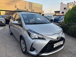 Argento Usata 2020 Toyota Yaris Edition-S Tre volumi | 11.990 €