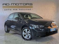 Grigio Usata 2021 VW Golf VIII Tre volumi | 16.500 € (Super prezzo)