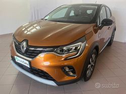 Arancione Usata 2020 Renault Captur Intens SUV | 15.500 € (Buon prezzo)