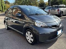 Grigio Usata 2007 Toyota Aygo Sol Due volumi | 2900 € (Buon prezzo)