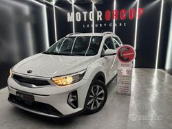 Bianco Usata 2021 Kia Stonic Style SUV | 13.490 € (Ottimo prezzo)