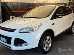 Bianco Usata 2016 Ford Kuga Titanium SUV | 10.499 € (Ottimo prezzo)