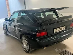 Blu/azzurro Usata 1993 Ford Escort RS Tre volumi | 60.000 €