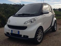 Bianco Usata 2010 Smart ForTwo Coupé Passion Due volumi | 3800 € (Ottimo prezzo)