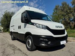 Bianco(met.) Usata 2022 Iveco Daily Tre volumi | 18.800 € (Super prezzo)