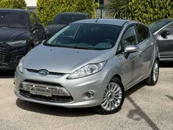 Grigio Usata 2008 Ford Fiesta Titanium Due volumi | 2800 € (Super prezzo)