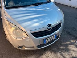 Usata 2010 Opel Agila Due volumi | 4000 €