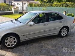 Grigio Usata 2004 Mercedes C200 Elegance Tre volumi | 15.000 €