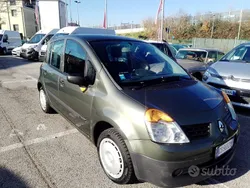 Usata 2005 Renault Modus Monovolume | 2500 € (Buon prezzo)