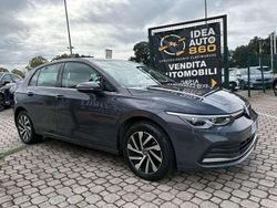 Grigio Usata 2022 VW Golf VIII Style Tre volumi | 21.900 € (Super prezzo)