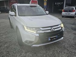 Usata 2018 Mitsubishi Outlander Instyle SUV | 16.000 € (Buon prezzo)