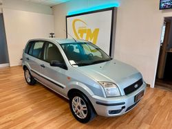 Argento Usata 2004 Ford Fusion Tre volumi | 1999 € (Buon prezzo)