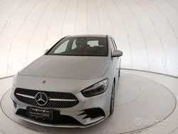Argento Usata 2024 Mercedes 180 Advanced Plus Tre volumi | 35.500 € (Buon prezzo)