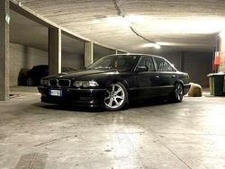 Nero Usata 2001 BMW 740 Comfort Edition Tre volumi | 13.000 €