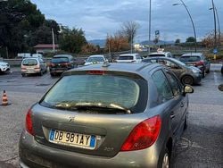 Grigio Usata 2007 Peugeot 207 Tre volumi | 3500 € (Buon prezzo)