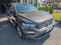 Grigio Usata 2019 VW T-Roc Style SUV | 19.500 € (Cara)