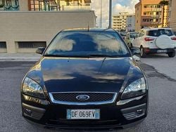 Other Usata 2006 Ford Focus Tre volumi | 2500 € (Buon prezzo)