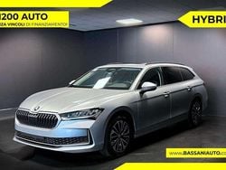 Argento Usata 2024 Skoda Superb Selection Station wagon | 32.000 € (Cara)