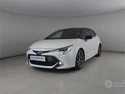 Bianco Usata 2021 Toyota Corolla Lounge Tre volumi | 19.800 € (Ottimo prezzo)