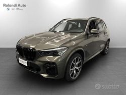 Manhattan metallic Usata 2021 BMW X5 M Sport SUV | 54.900 € (Buon prezzo)