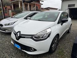Bianco Usata 2013 Renault Clio IV Tre volumi | 6000 € (Buon prezzo)