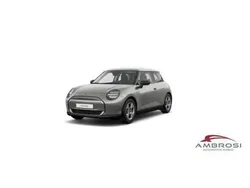 Argento(met.) Nuova 2025 Mini Cooper Essential Due volumi | 29.505 € (Ottimo prezzo)