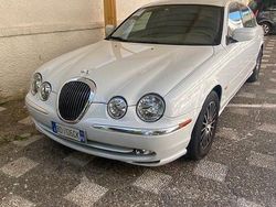 Usata 1999 Jaguar S-Type S Tre volumi | 7990 € (Molto cara)