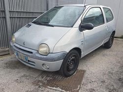Grigio Usata 2003 Renault Twingo Expression Due volumi | 1200 € (Ottimo prezzo)