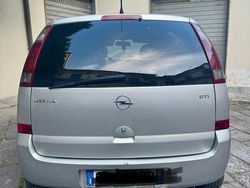 Grigio Usata 2005 Opel Meriva Monovolume | 2250 €