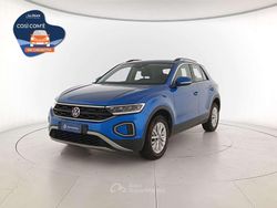 Ravenna blue metallizzato Usata 2022 VW T-Roc Life SUV | 21.500 € (Buon prezzo)