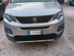 Grigio Usata 2022 Peugeot Rifter Allure Monovolume | 21.500 € (Cara)