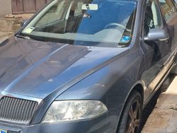 Grigio Usata 2005 Skoda Octavia Tre volumi | 3500 € (Cara)