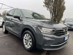Grigio Usata 2022 VW Tiguan Elegance SUV | 27.900 € (Buon prezzo)