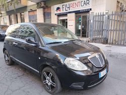 Nero Usata 2011 Lancia Ypsilon Due volumi | 4280 € (Buon prezzo)