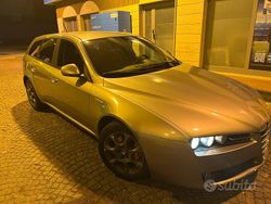 Grigio Usata 2011 Alfa Romeo 159 Station wagon | 2500 € (Super prezzo)